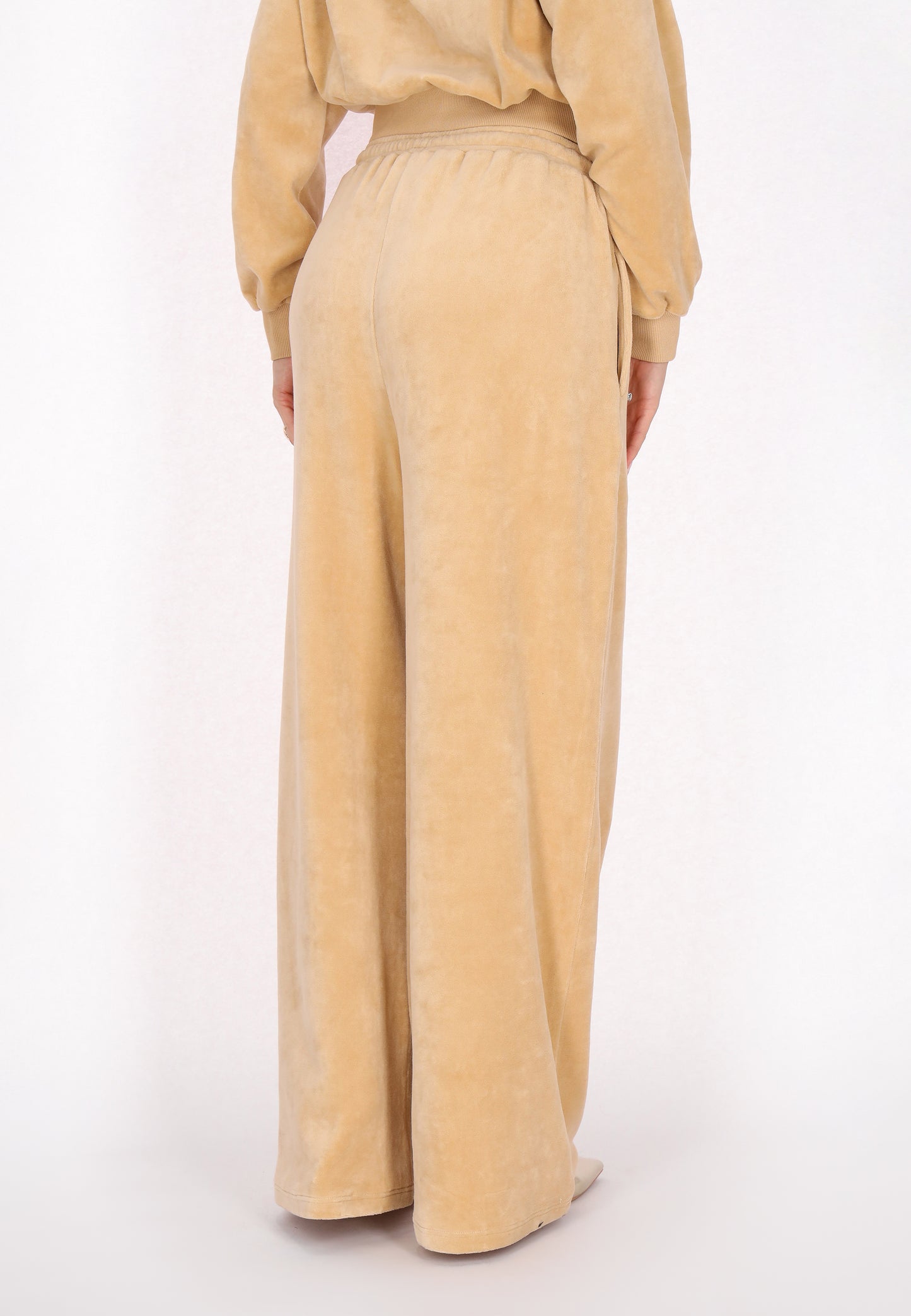 faina women's pants