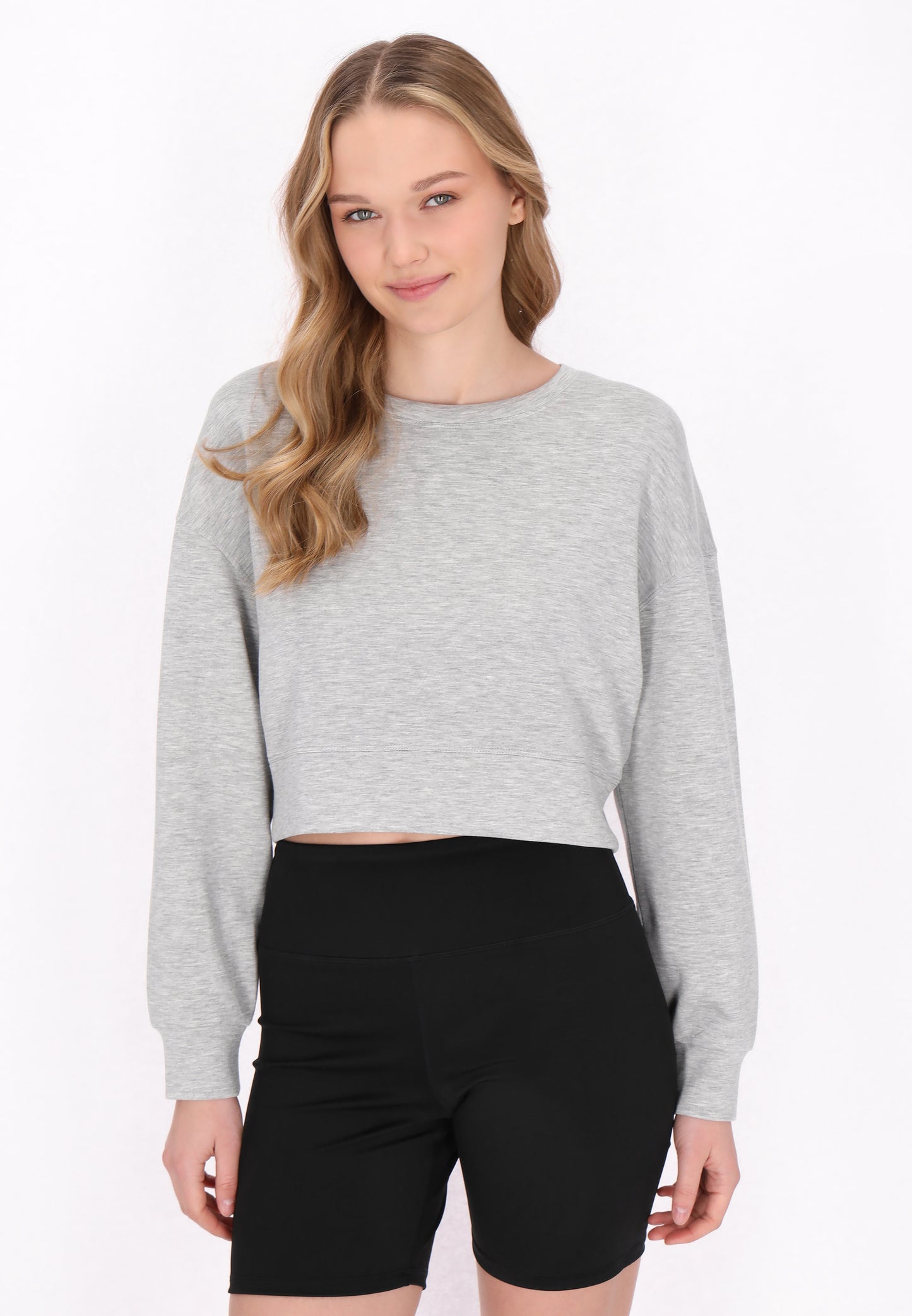 myMo ATHLSR women's sweatshirt