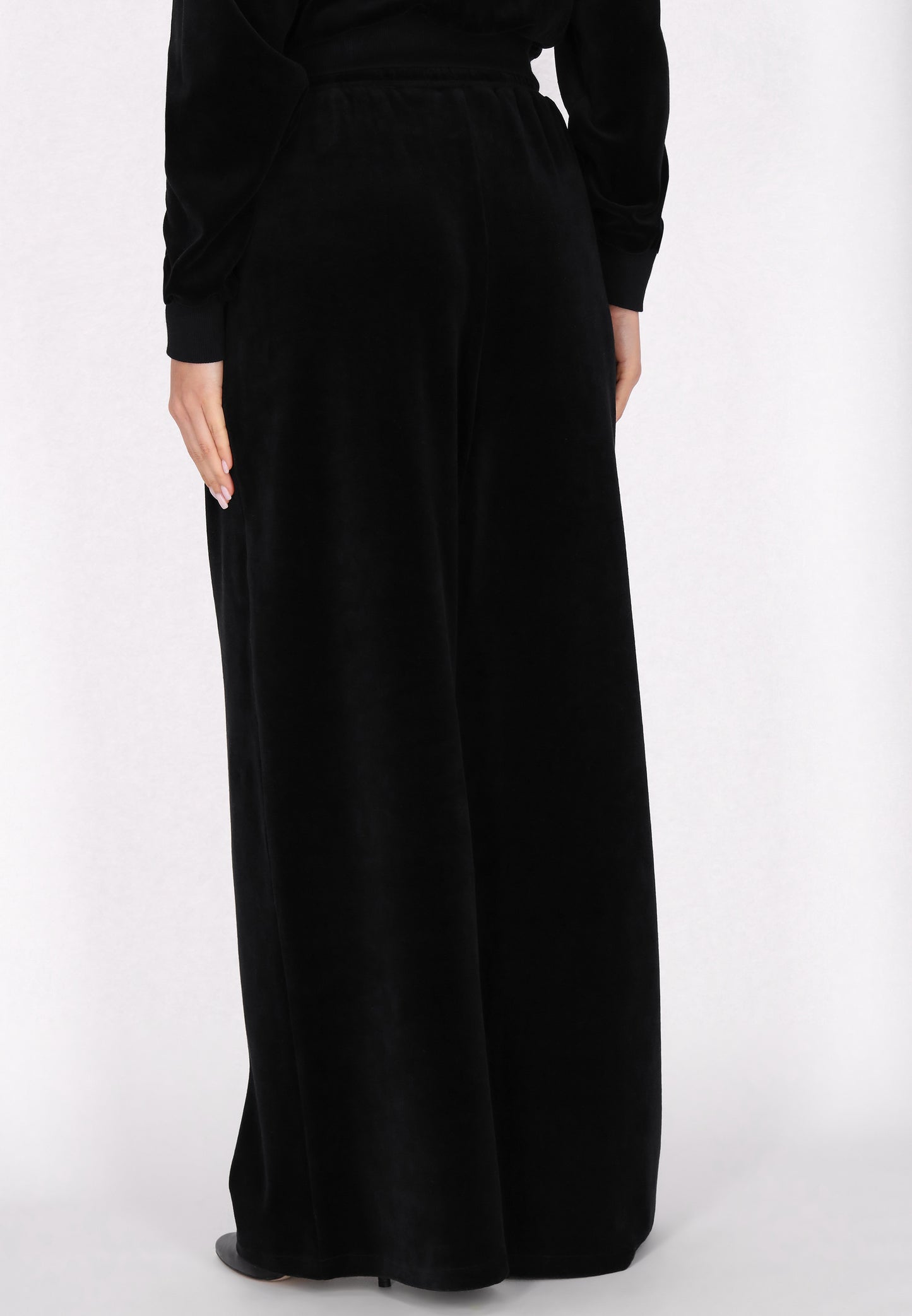 faina women's pants