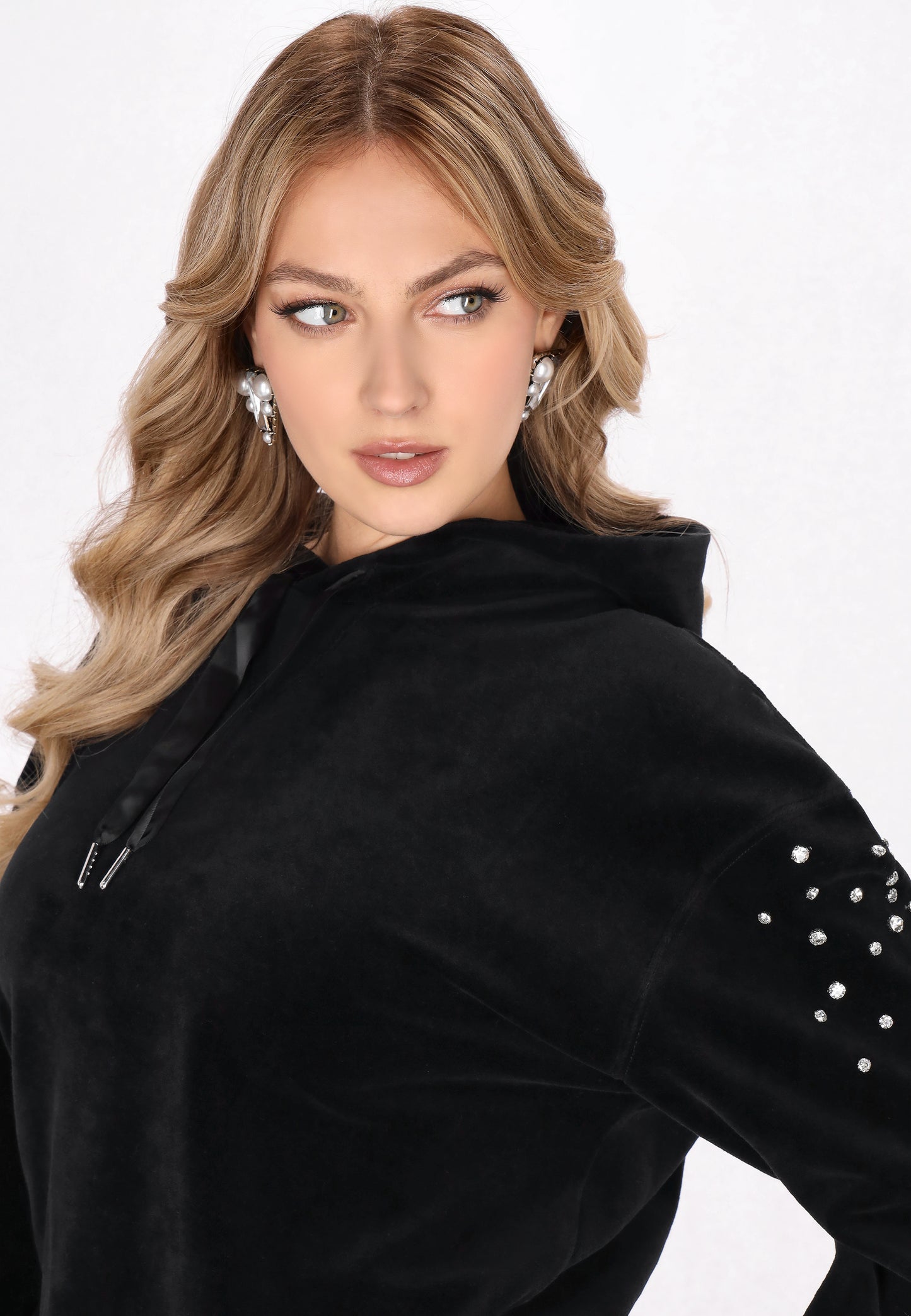 faina damska bluza z kapturem