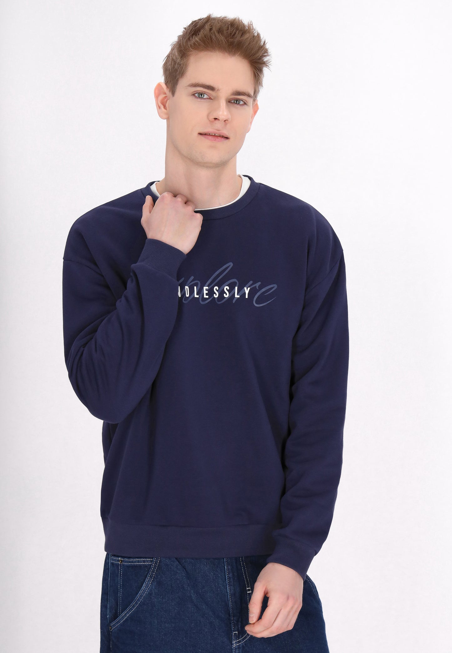 Mo men's sweatshirt