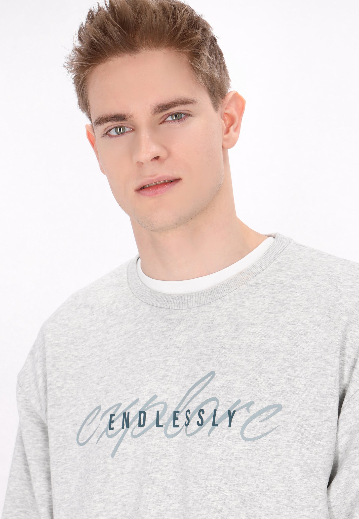 Mo men's sweatshirt