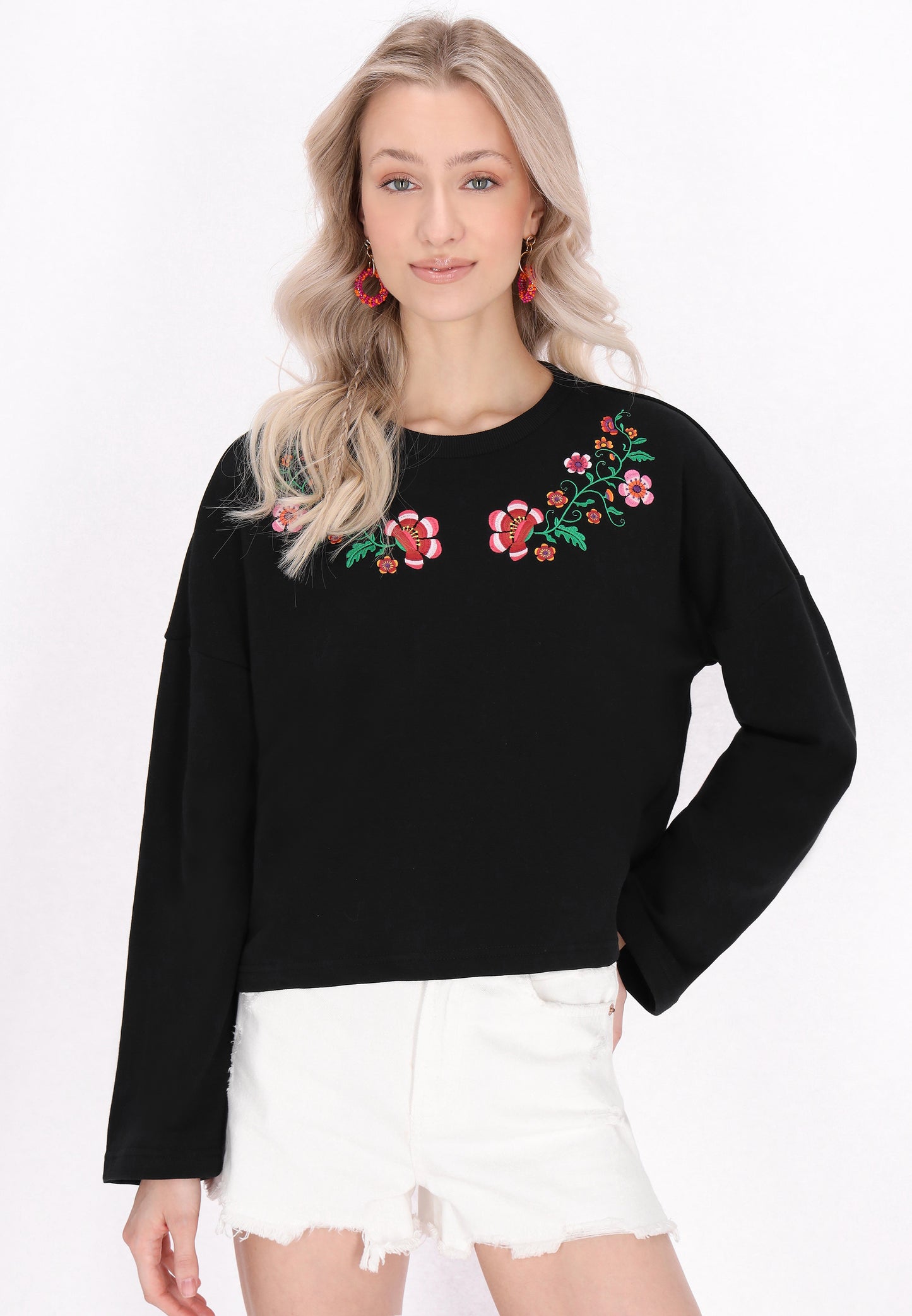 IZIA women's sweatshirt