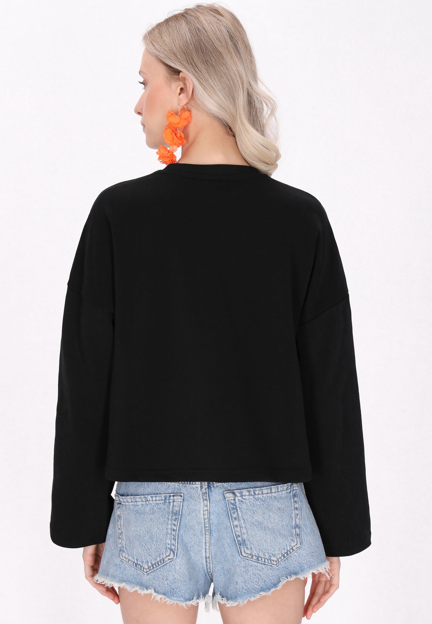IZIA women's sweatshirt