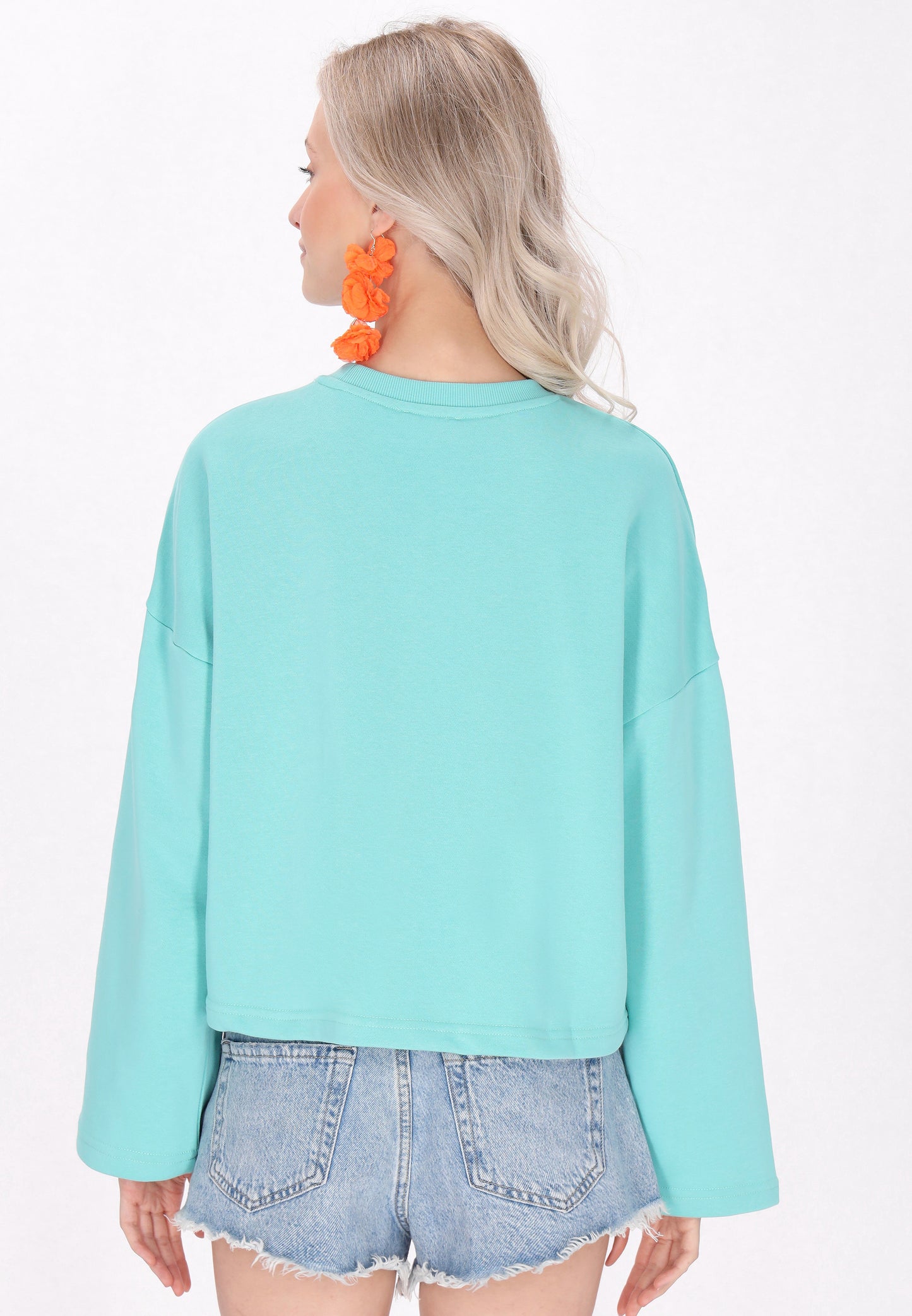 IZIA women's sweatshirt