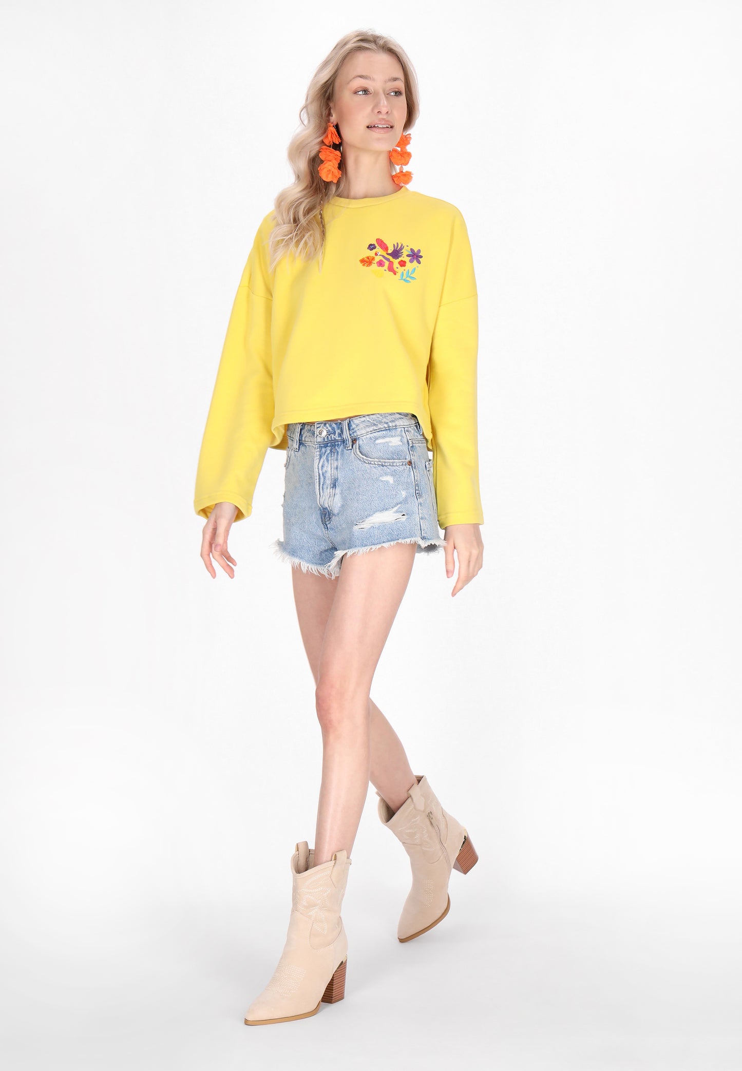 IZIA women's sweatshirt