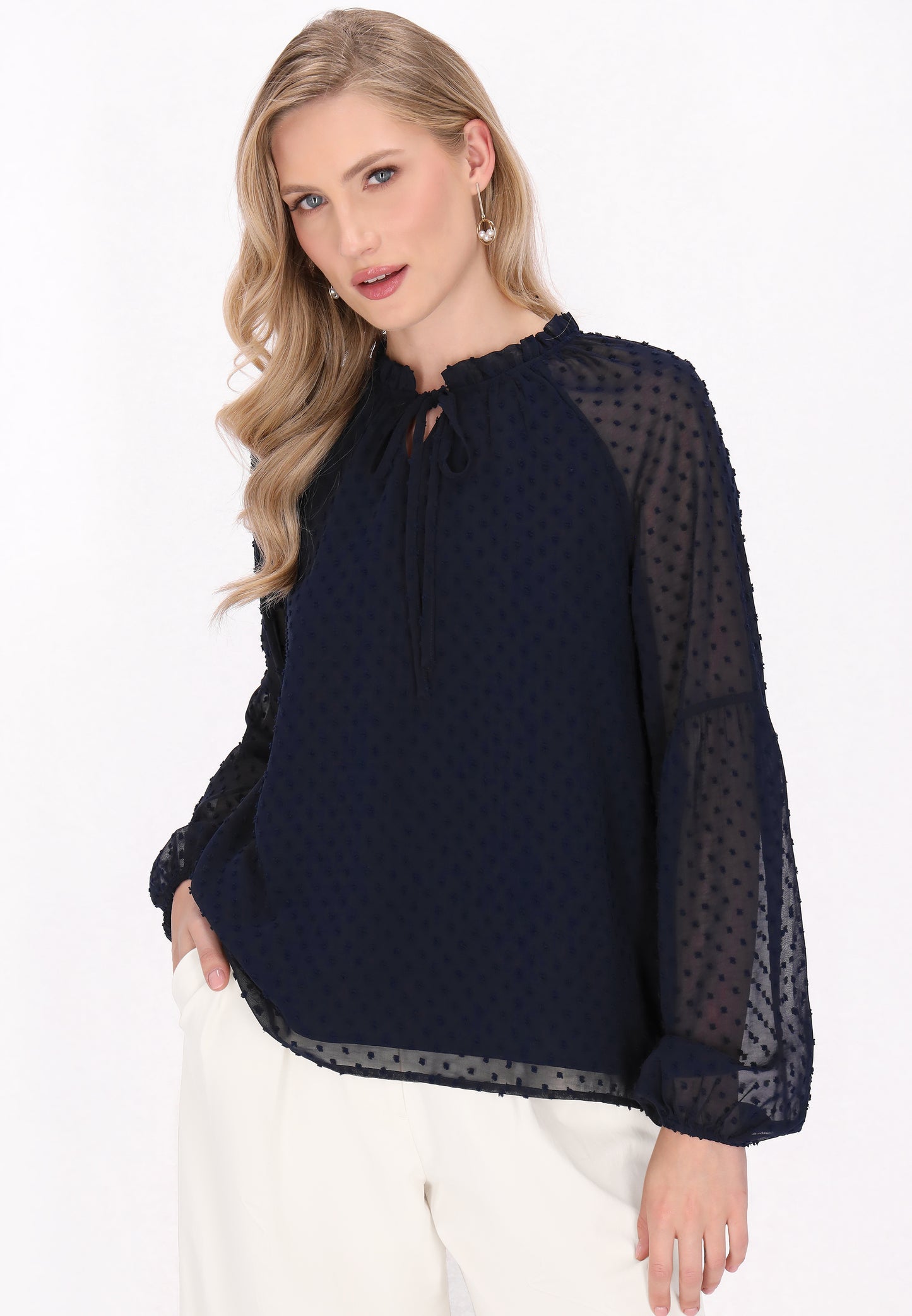 DreiMaster Klassik women's blouse