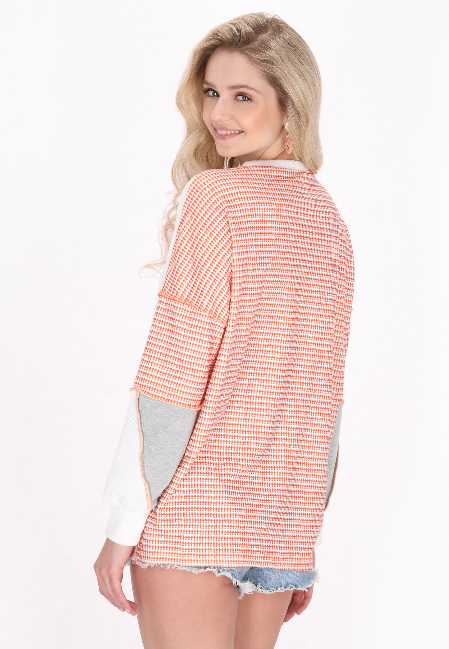IZIA women's sweatshirt