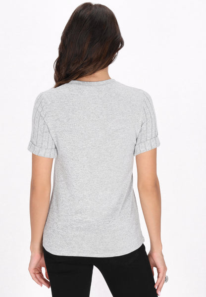 faina women's T shirt