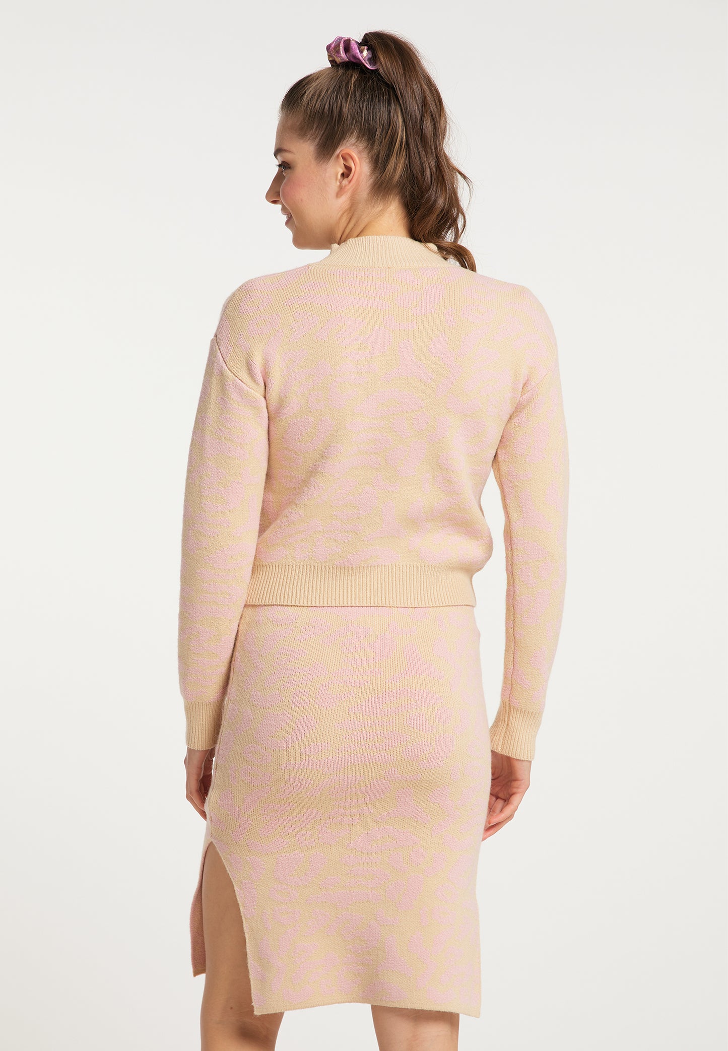 myMo women's knitted sweater