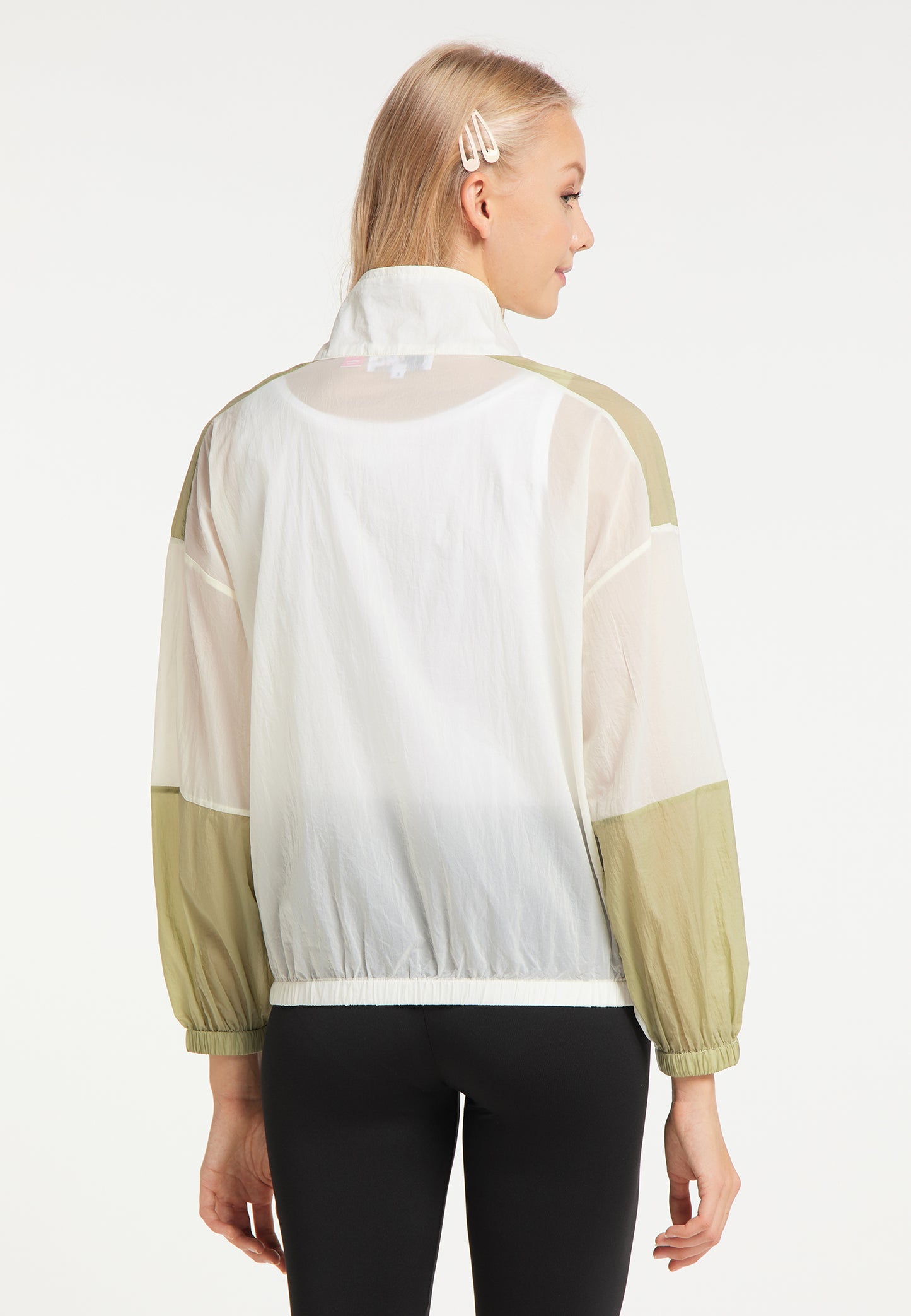 myMo ATHLSR women's windbreakers