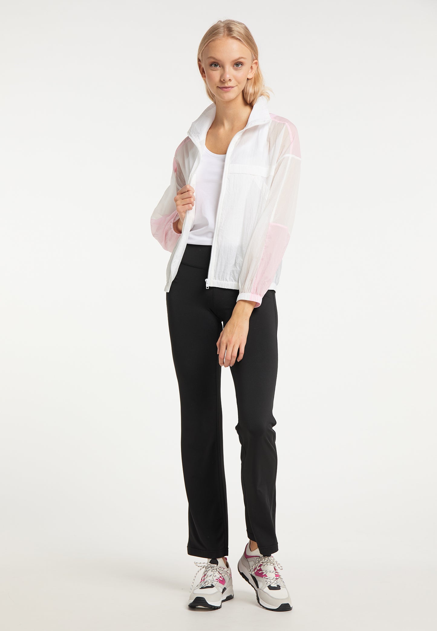myMo ATHLSR women's windbreakers