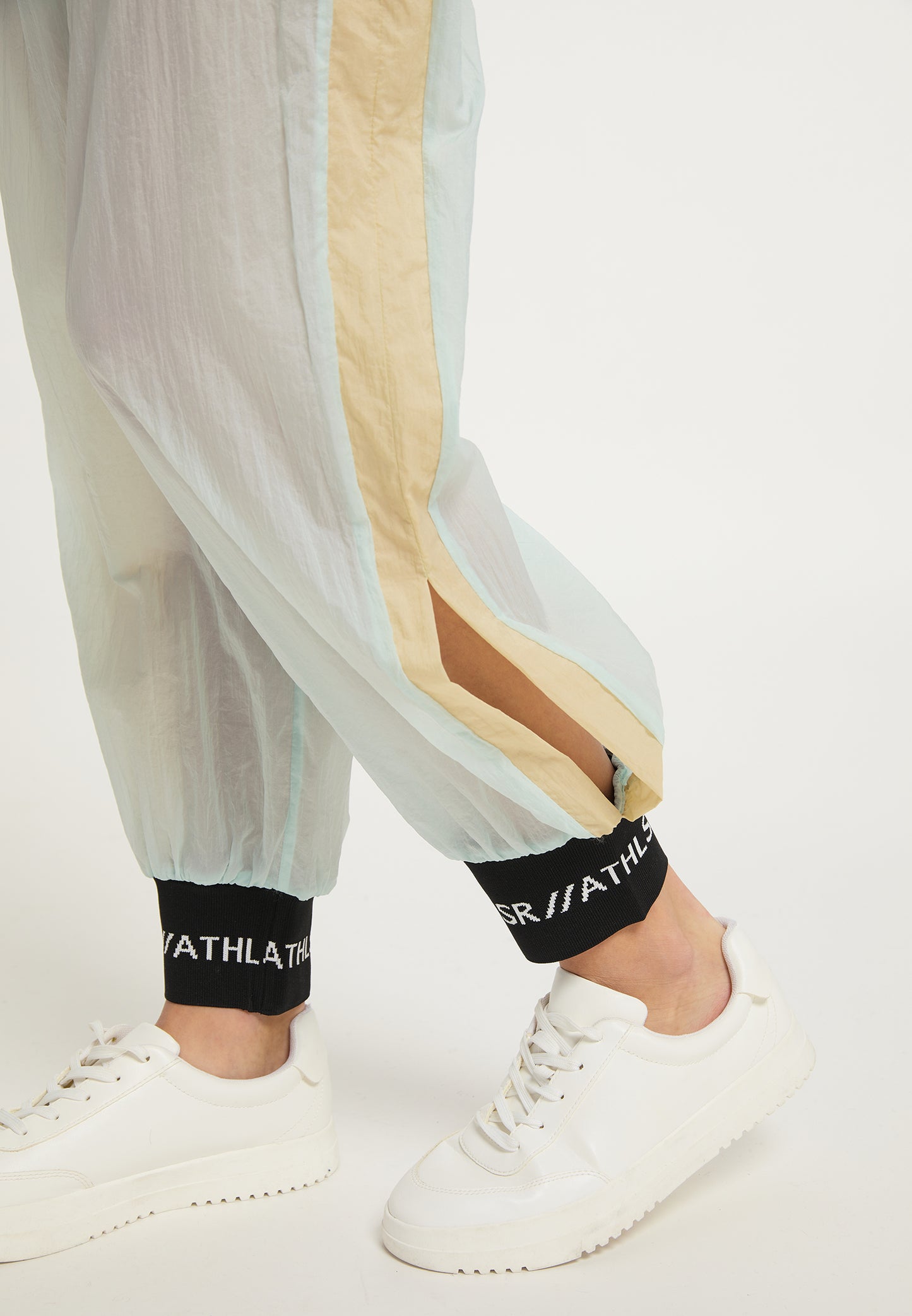 myMo ATHLSR women's sweatpants